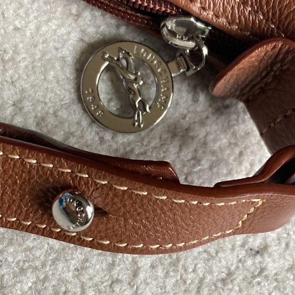 Longchamp pebble Leather crossbody - Picture 4 of 10